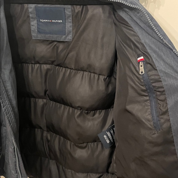 Tommy Hilfiger Men's Black Puffer Jacket - Picture 4 of 4
